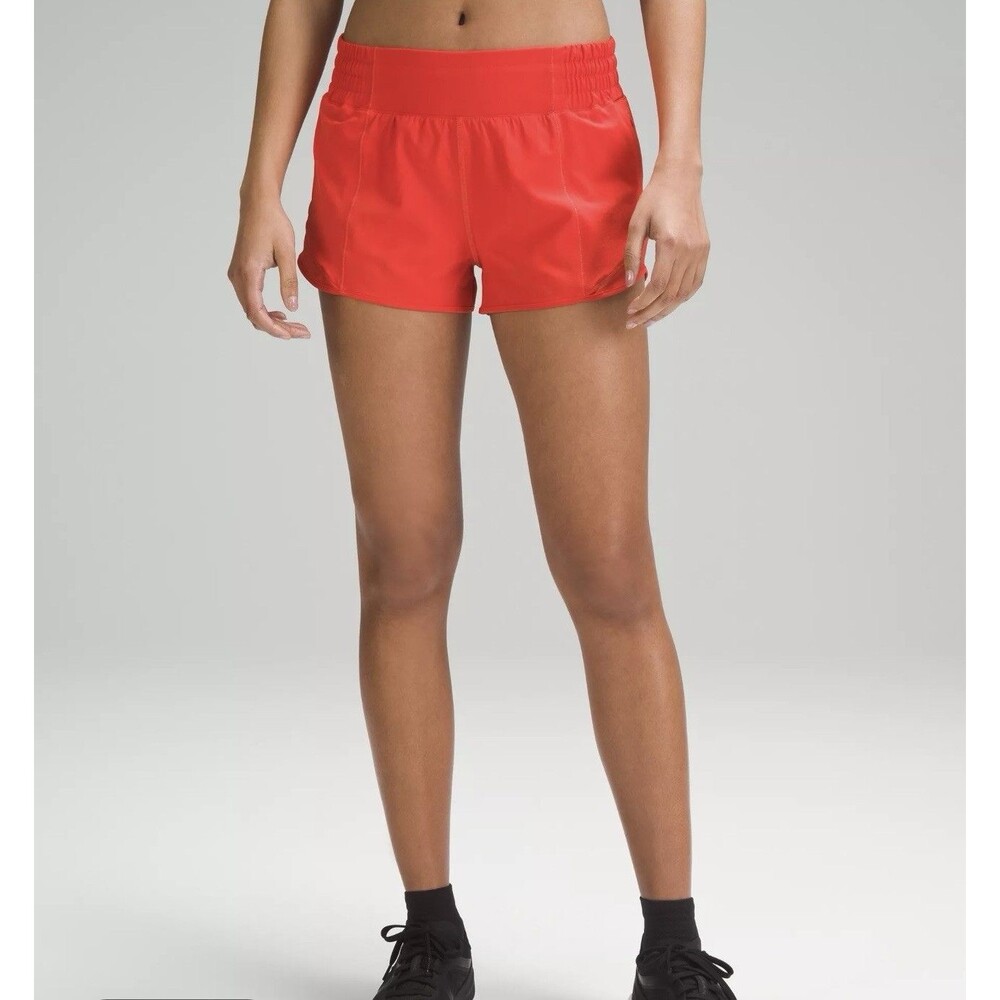 Lululemon Hotty Hot High-Rise Lined Short 2.5” Lip Gloss Pull On Size 8